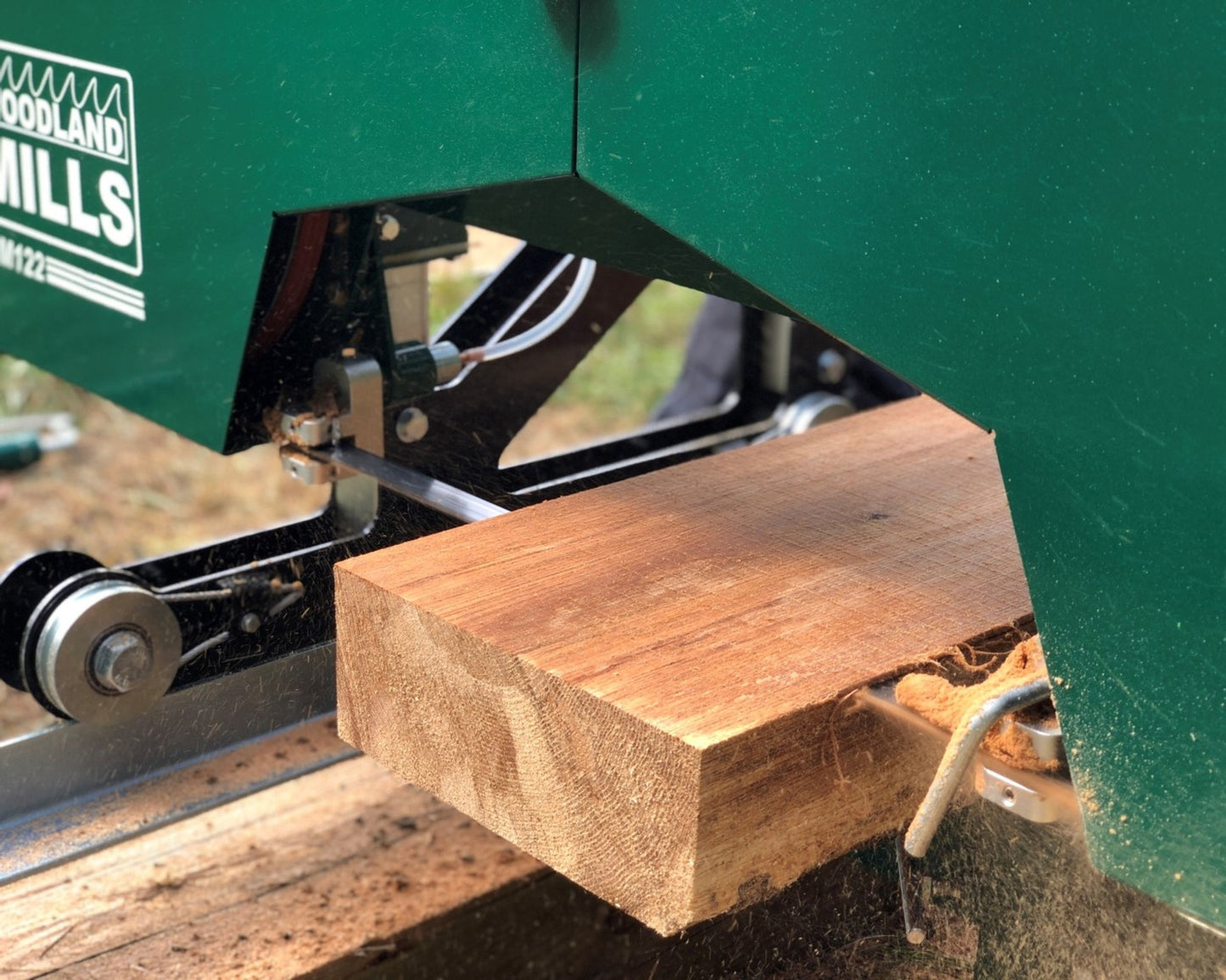 HM122 Portable Sawmill Woodland Mills