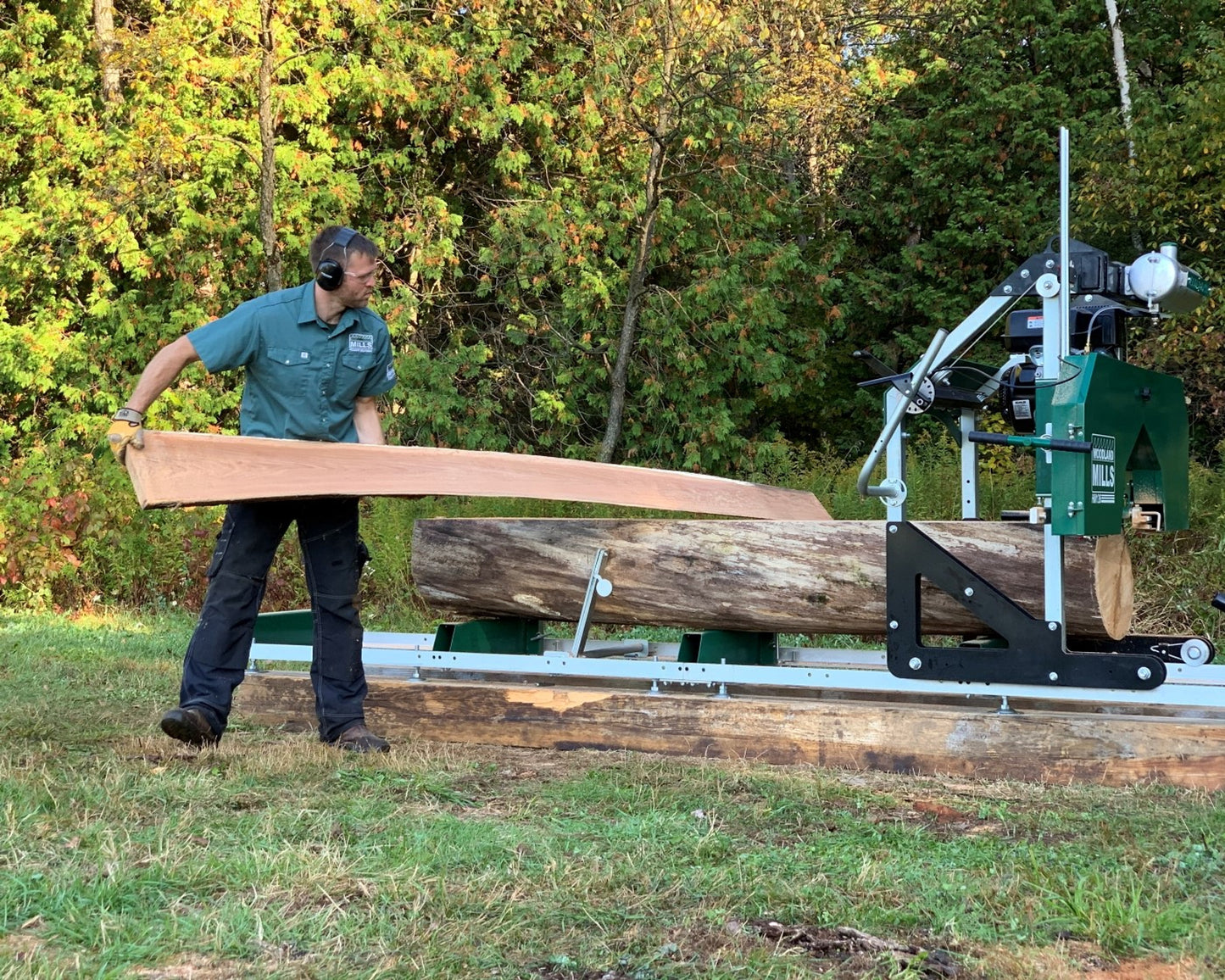 HM126 Portable Sawmill Woodland Mills